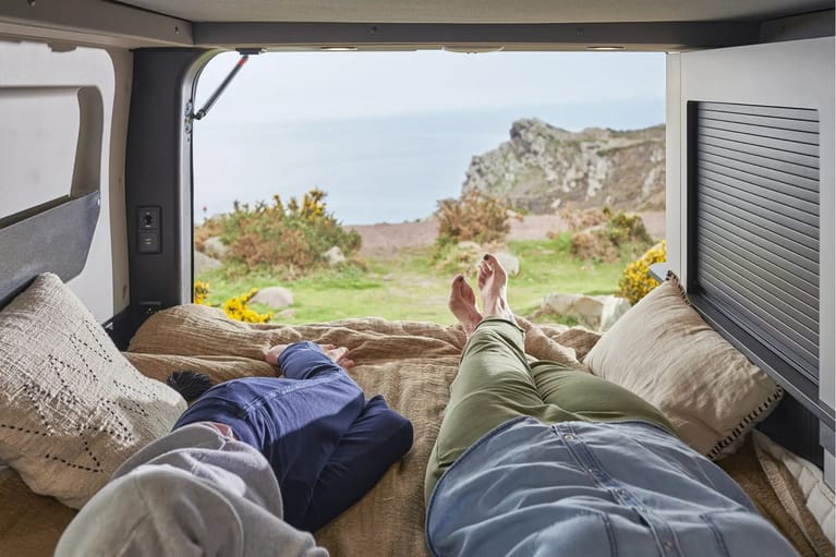 Flex 5 van aménagé 5 places couchages 4 personnes