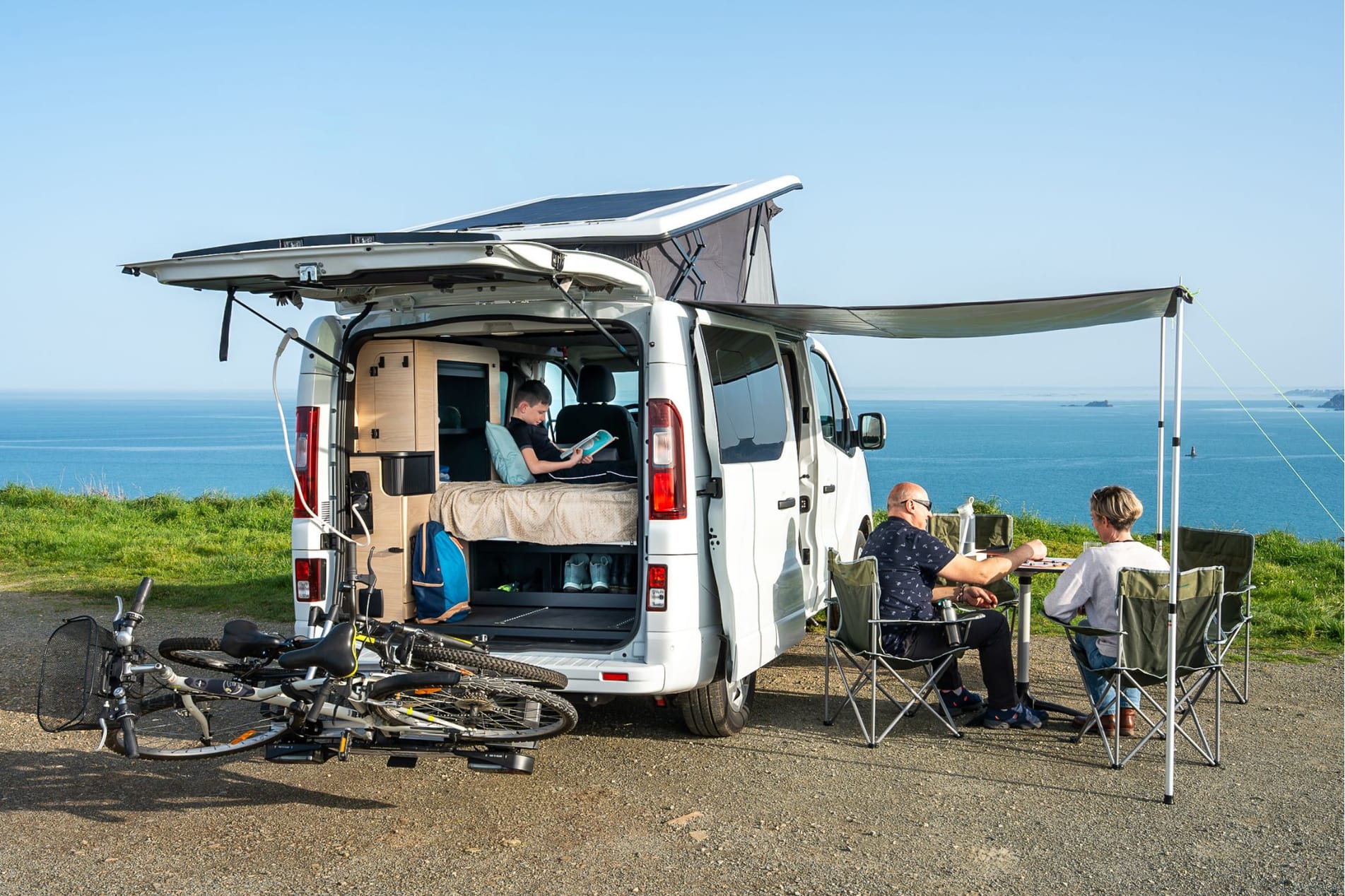 Galerie Flex 5 Confort van aménagé 5 places attelage et porte velo