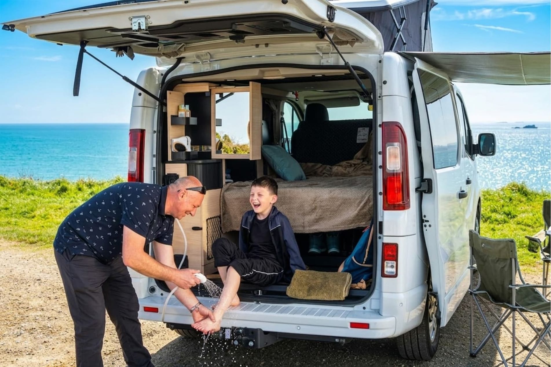 Flex 5 Confort photo van aménagé 5 places douchette arrière